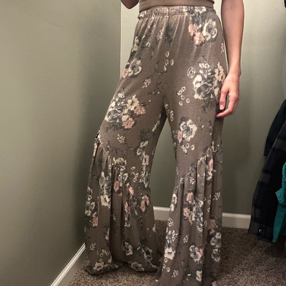 Ces Femme | Floral Wide-Leg Pants